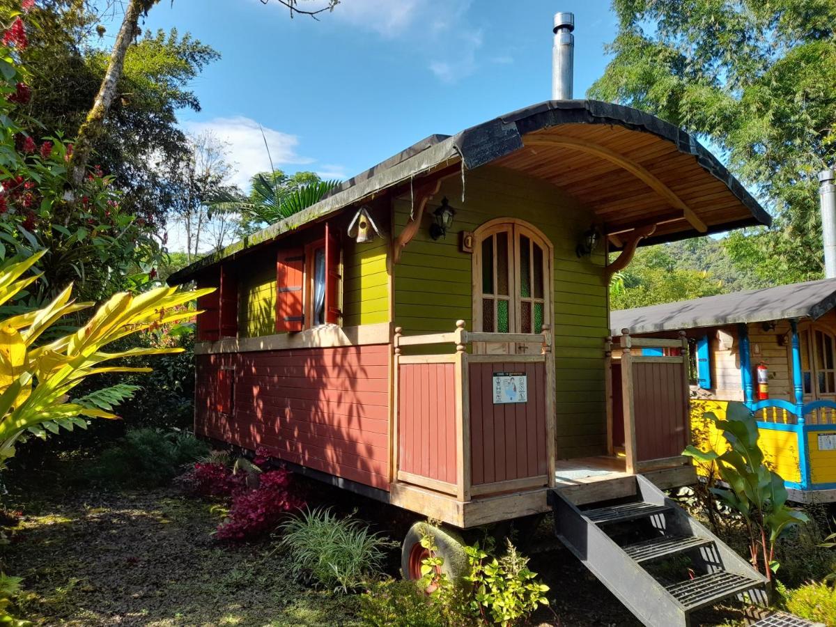 Hosteria La Roulotte - Mindo Esterno foto