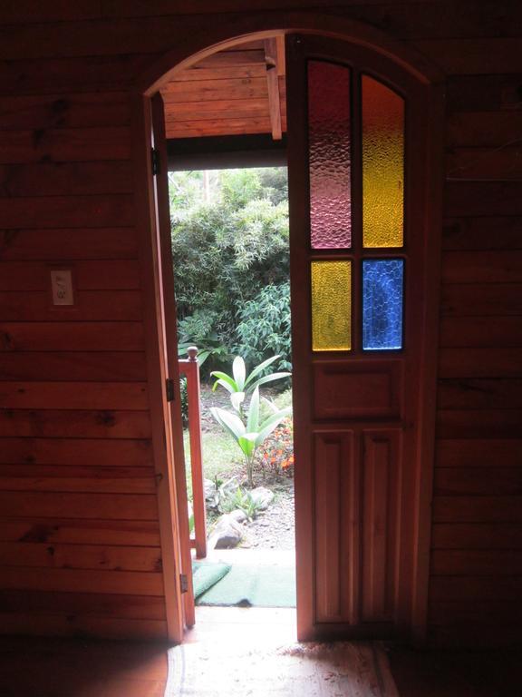 Hosteria La Roulotte - Mindo Esterno foto